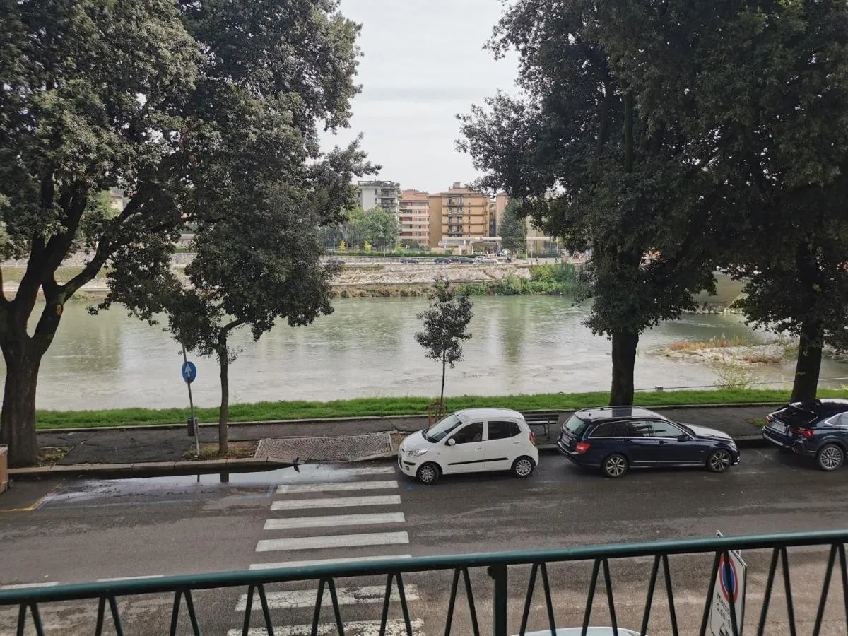 Image 2 of La Luna sull’Adige