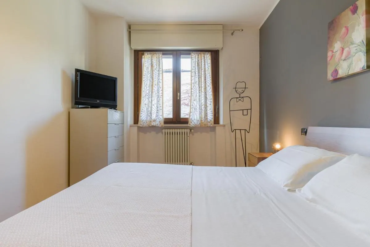Image 1 of Le Volpi in città