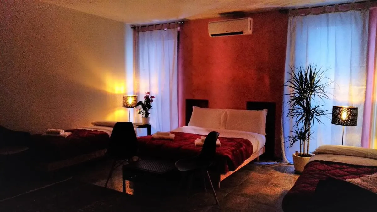 Image 3 of Marconi Rooms Loggia delle Erbe
