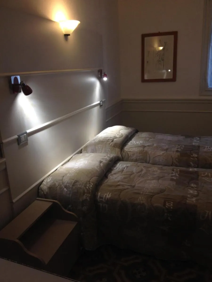 Image 6 of Max Apartment