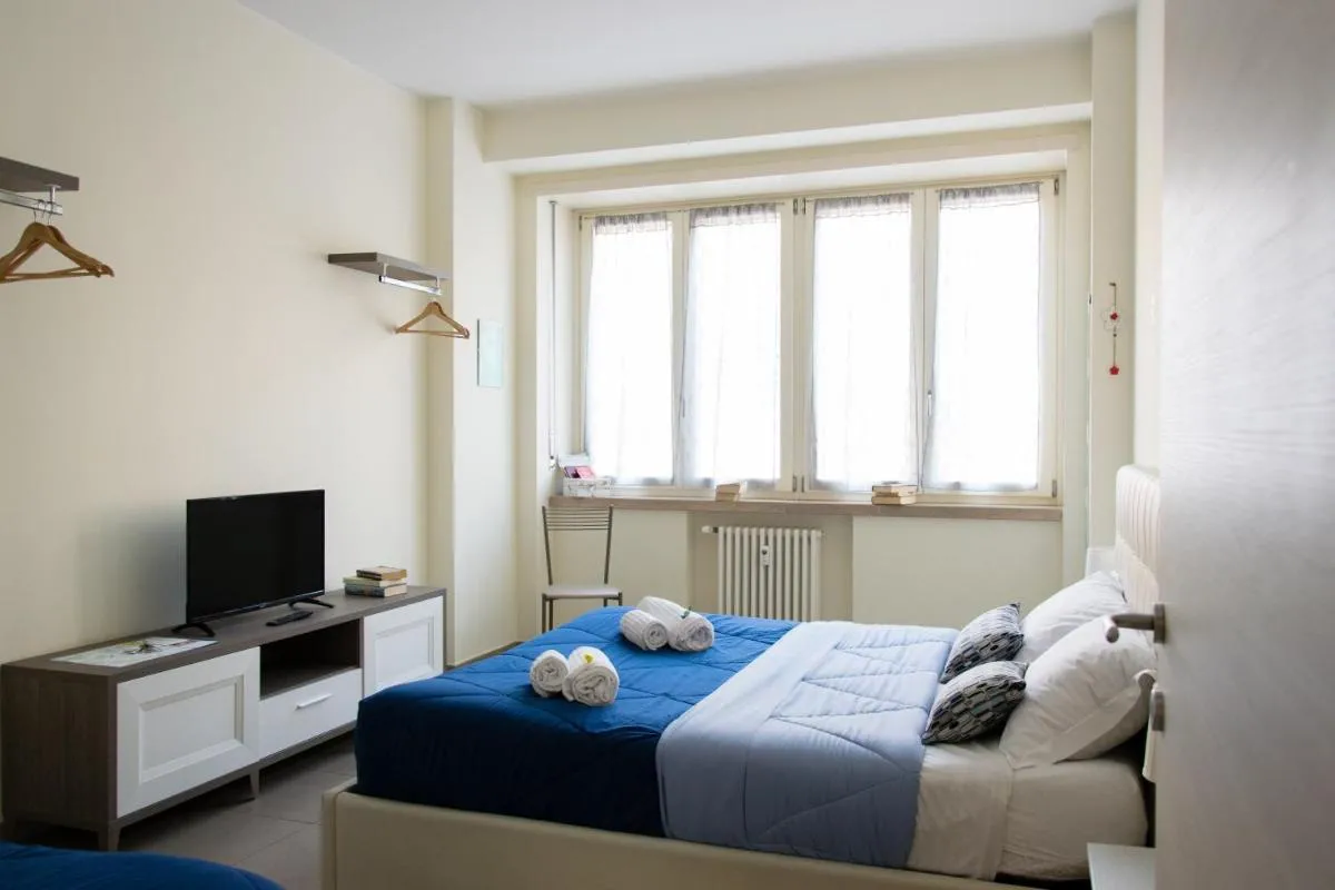 Image 4 of Melibi – Re Lear Apartments