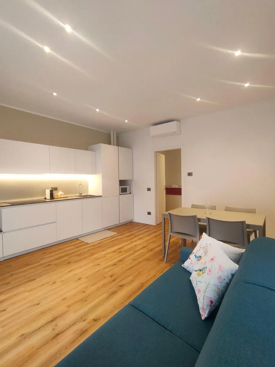 Image 6 of Mentana Suite