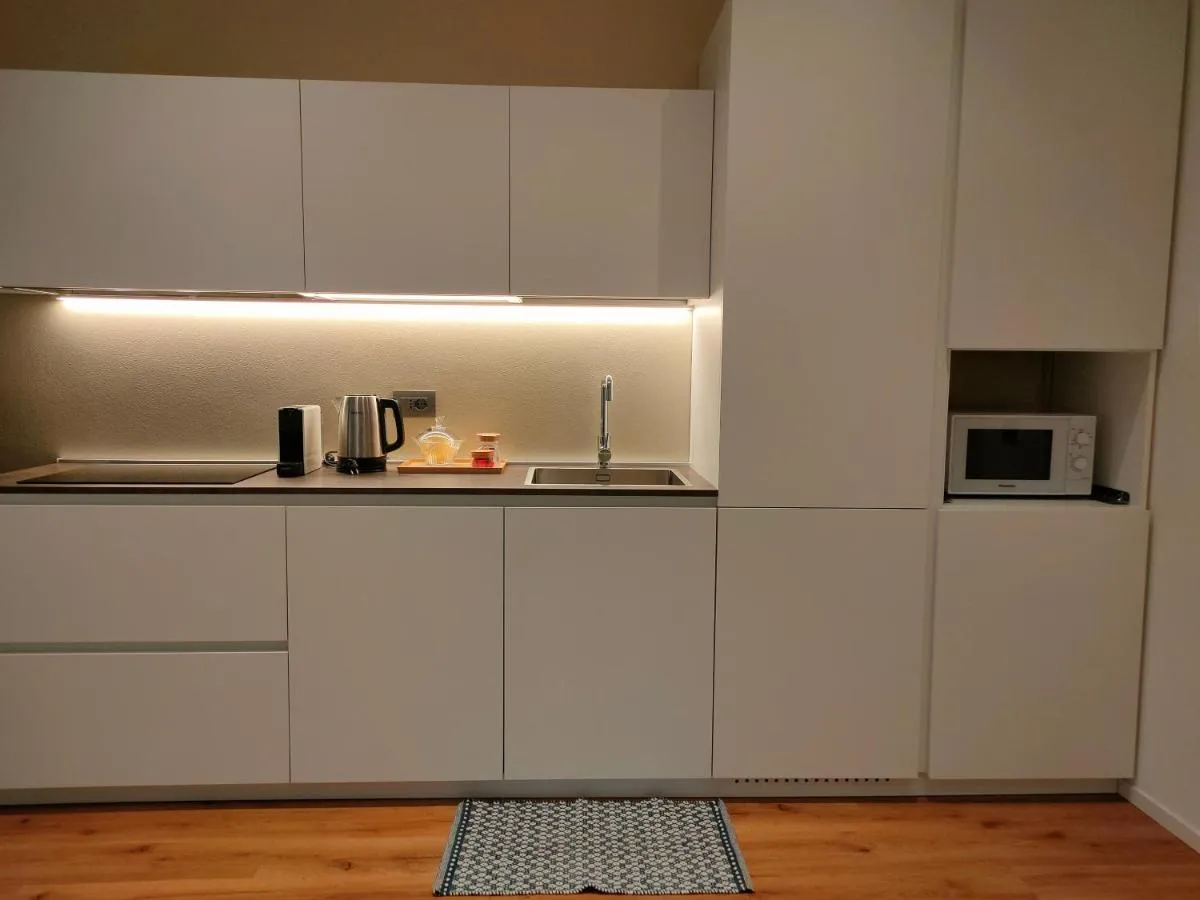 Image 1 of Mentana Suite