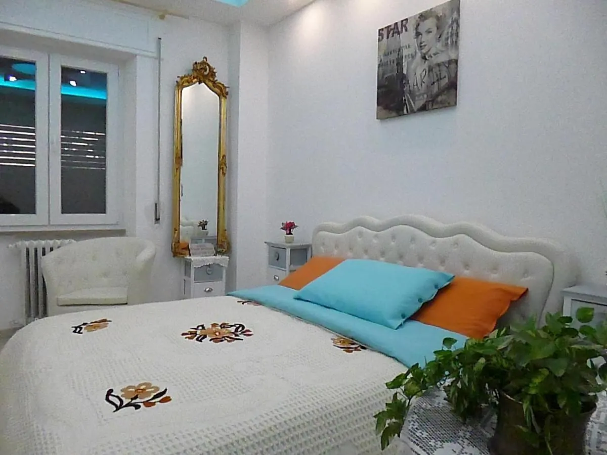 Image 1 of Monaco Rooms
