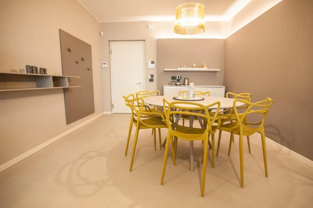 Image 3 of Murari Brà – Fiera Suite 01