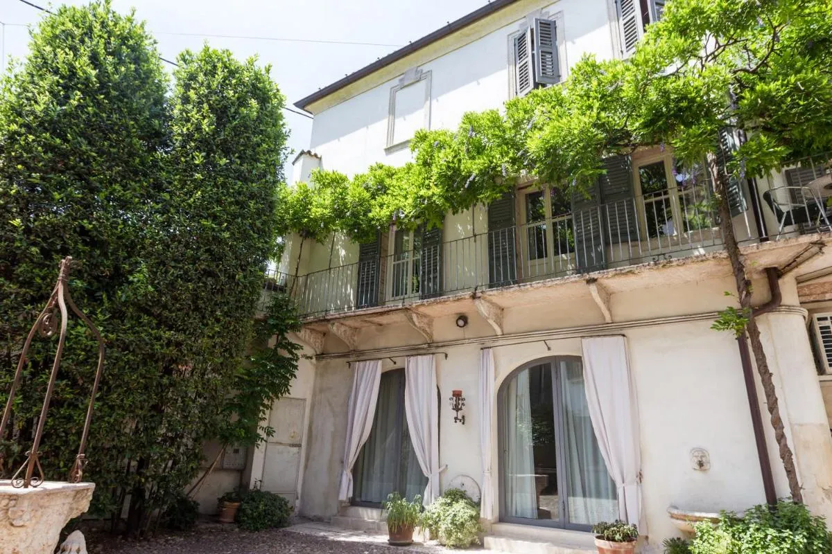 Image 5 of Palazzo Fracastoro