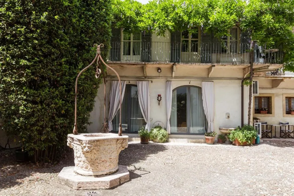 Image of Palazzo Fracastoro