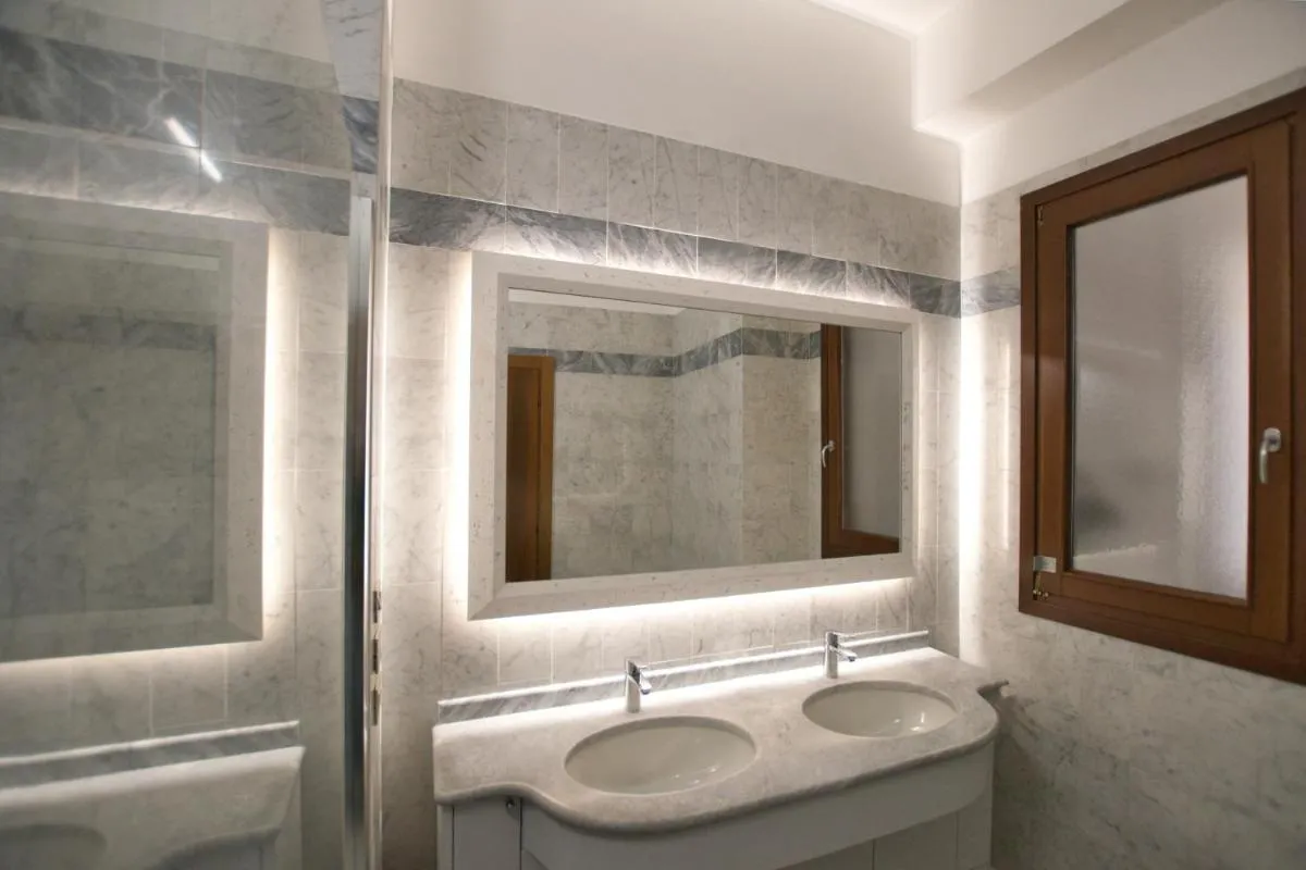 Image 2 of Pied à terre – La Suite