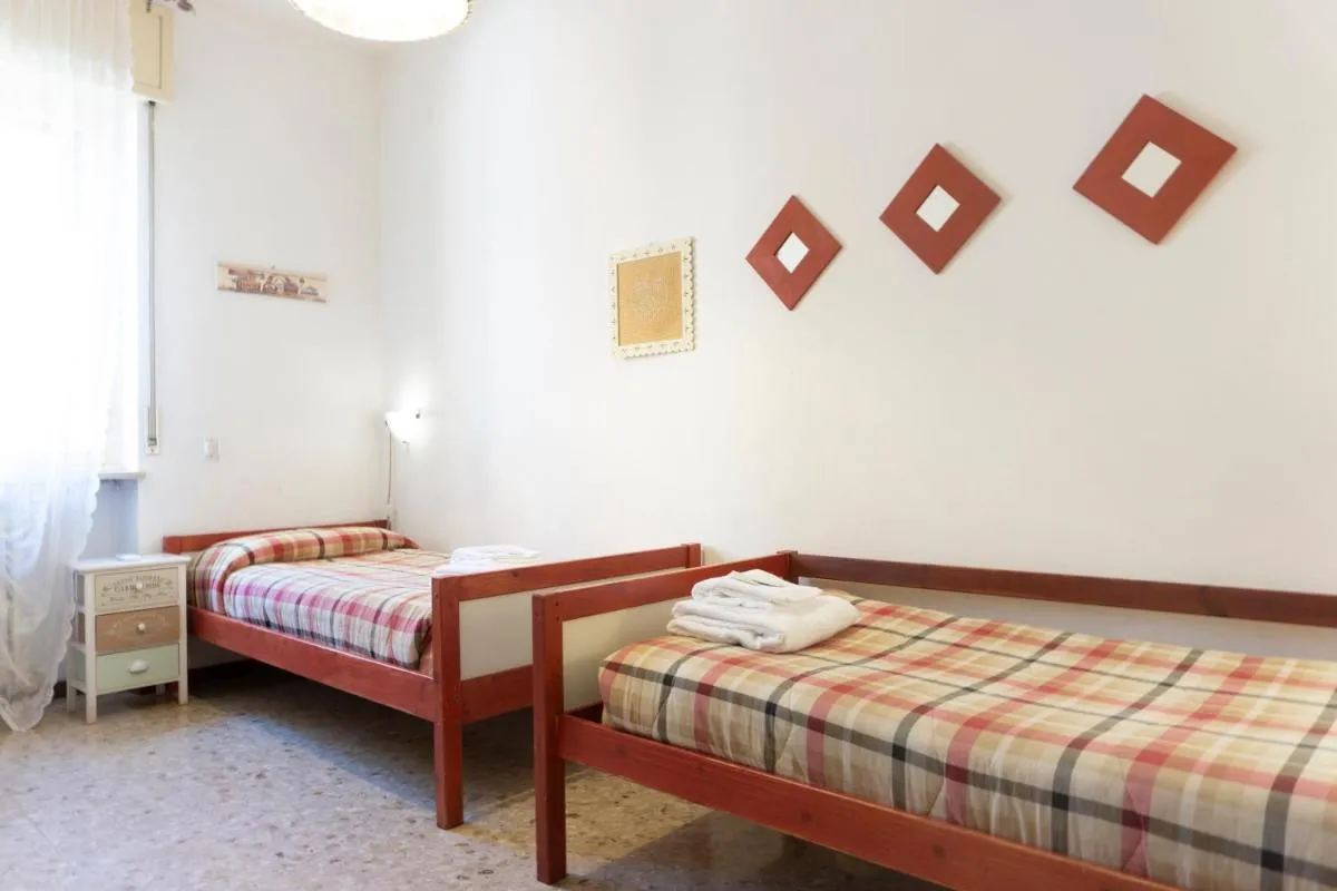 Image 6 of Re Lear – 4 bedrooms Apartment