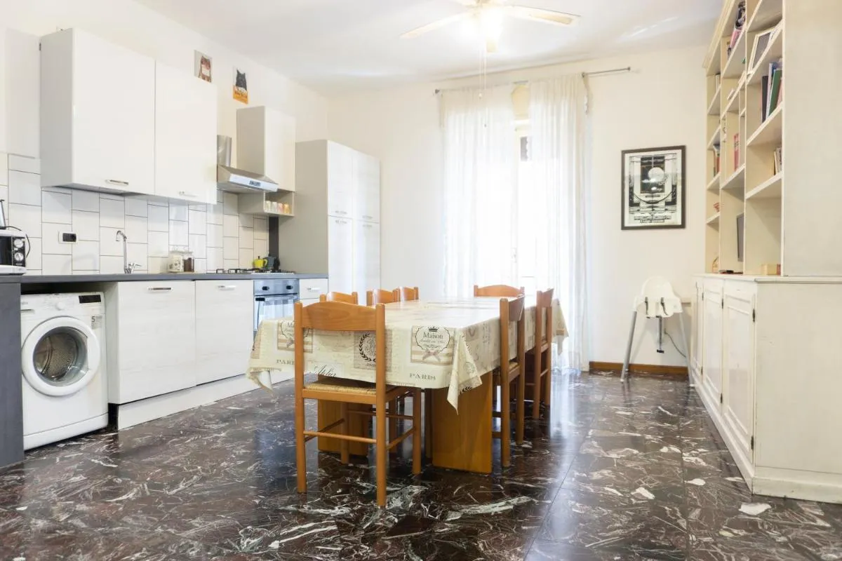 Image 3 of Re Lear – 4 bedrooms Apartment