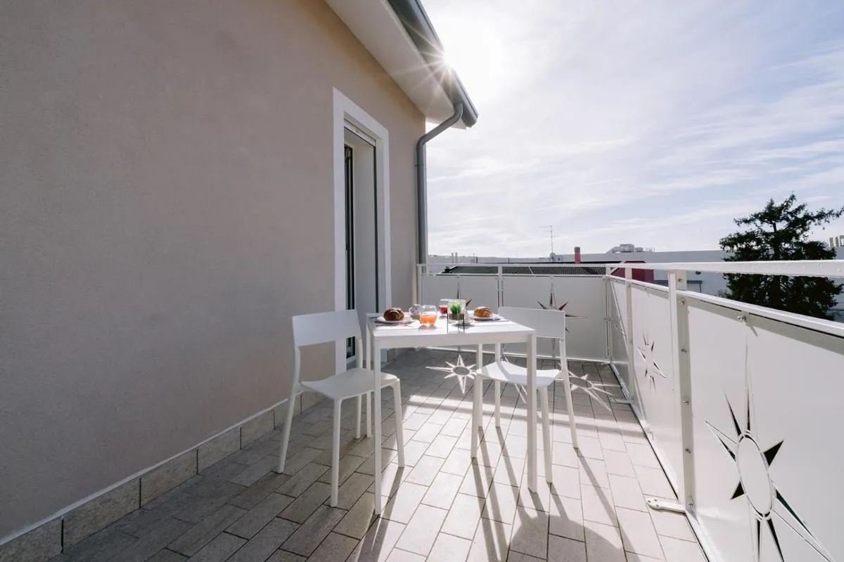 Image 2 of Residenza La Boheme