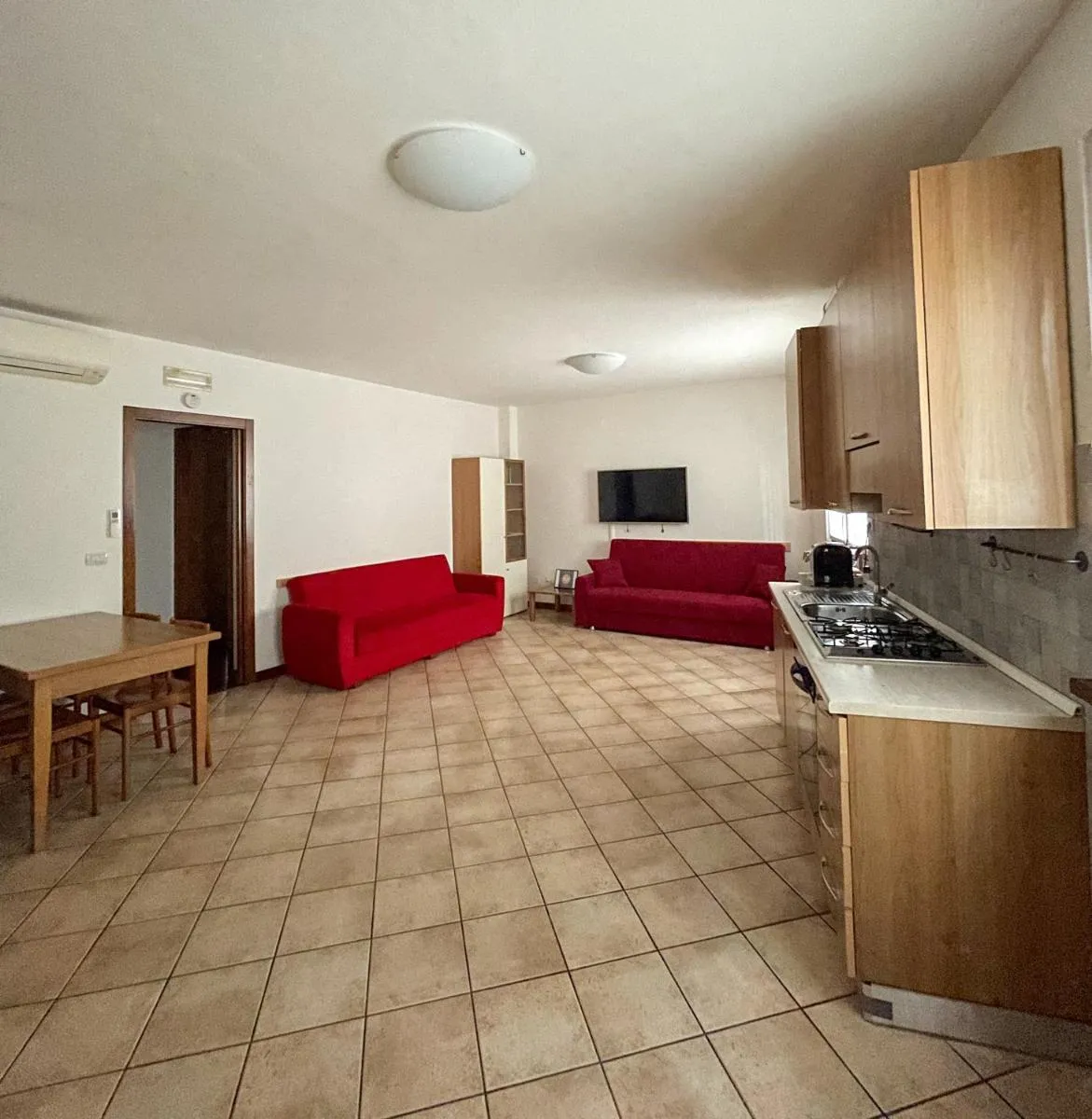 Image 3 of Richi Rent 01