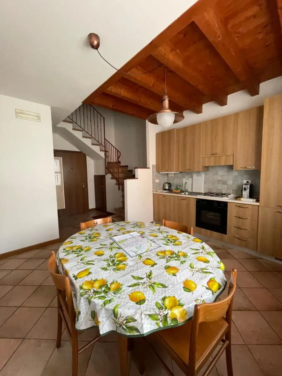 Image 3 of Richi Rent 03