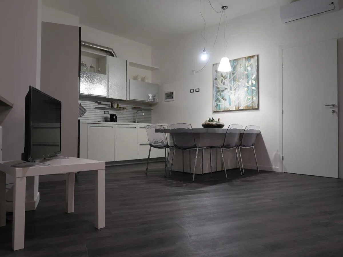 Image 3 of Romeo&Juliet’s Nest in Verona