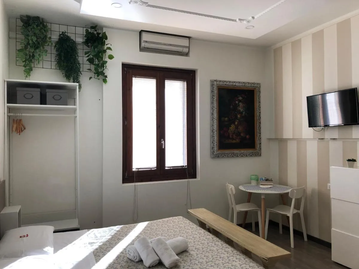 Image 4 of Rooms Giulietta e Romeo