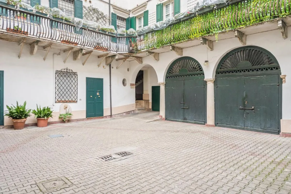 Image 4 of San Vitale Elegant Flat