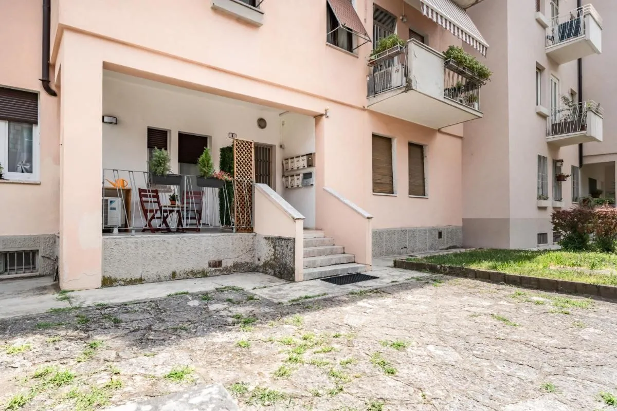 Image 4 of San Zeno Modern Apartment near the centre!