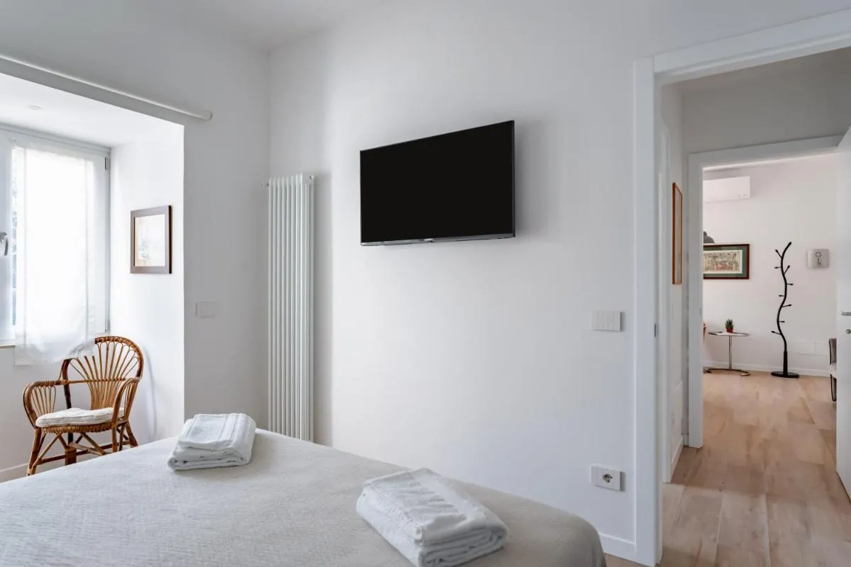 Image 5 of San Zeno Modern Apartment near the centre!
