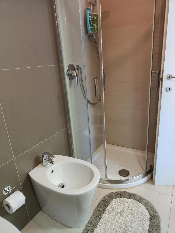 Image 3 of Studio Flat Verona 1