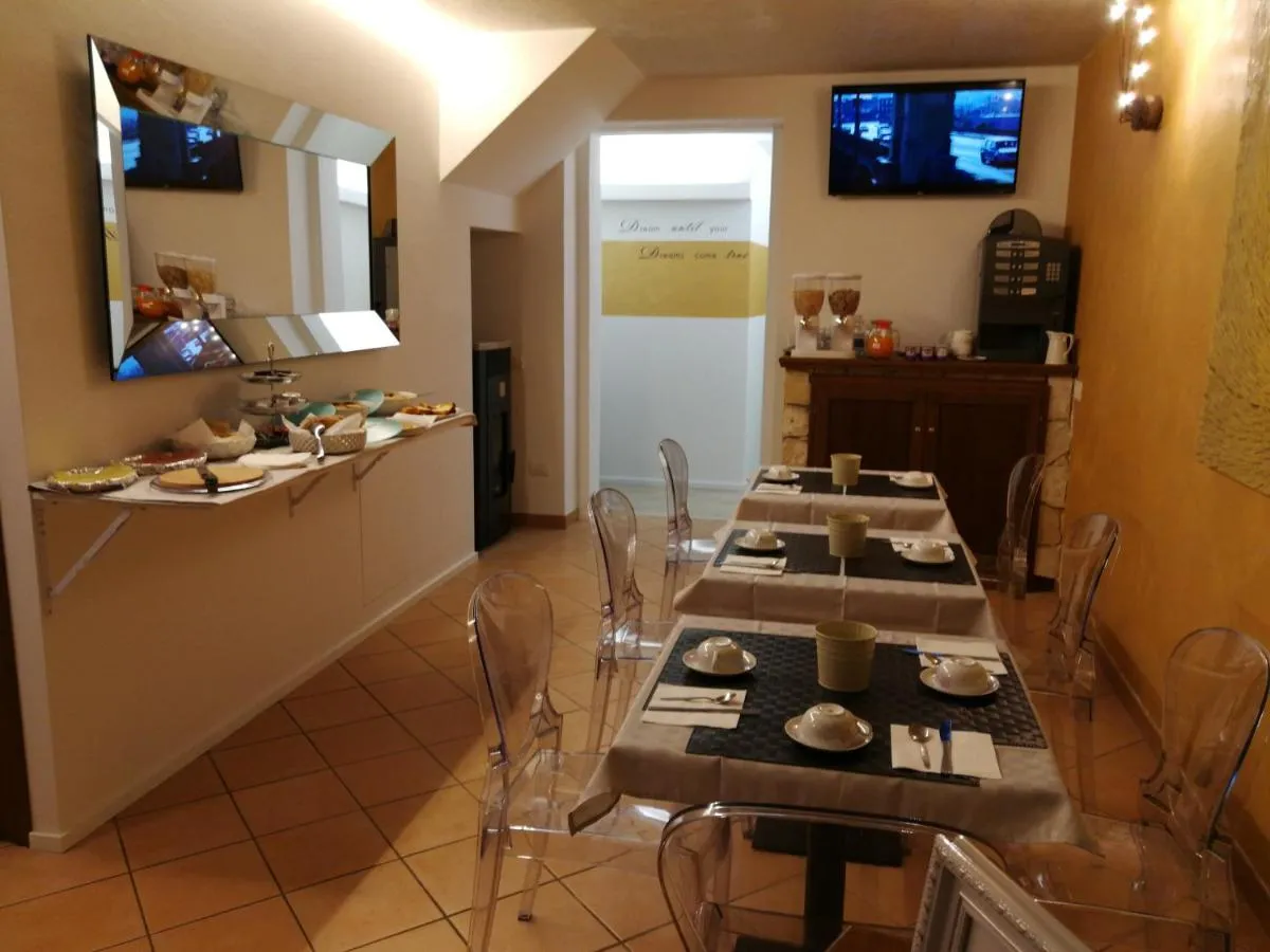 Image 4 of Suite Color Verona