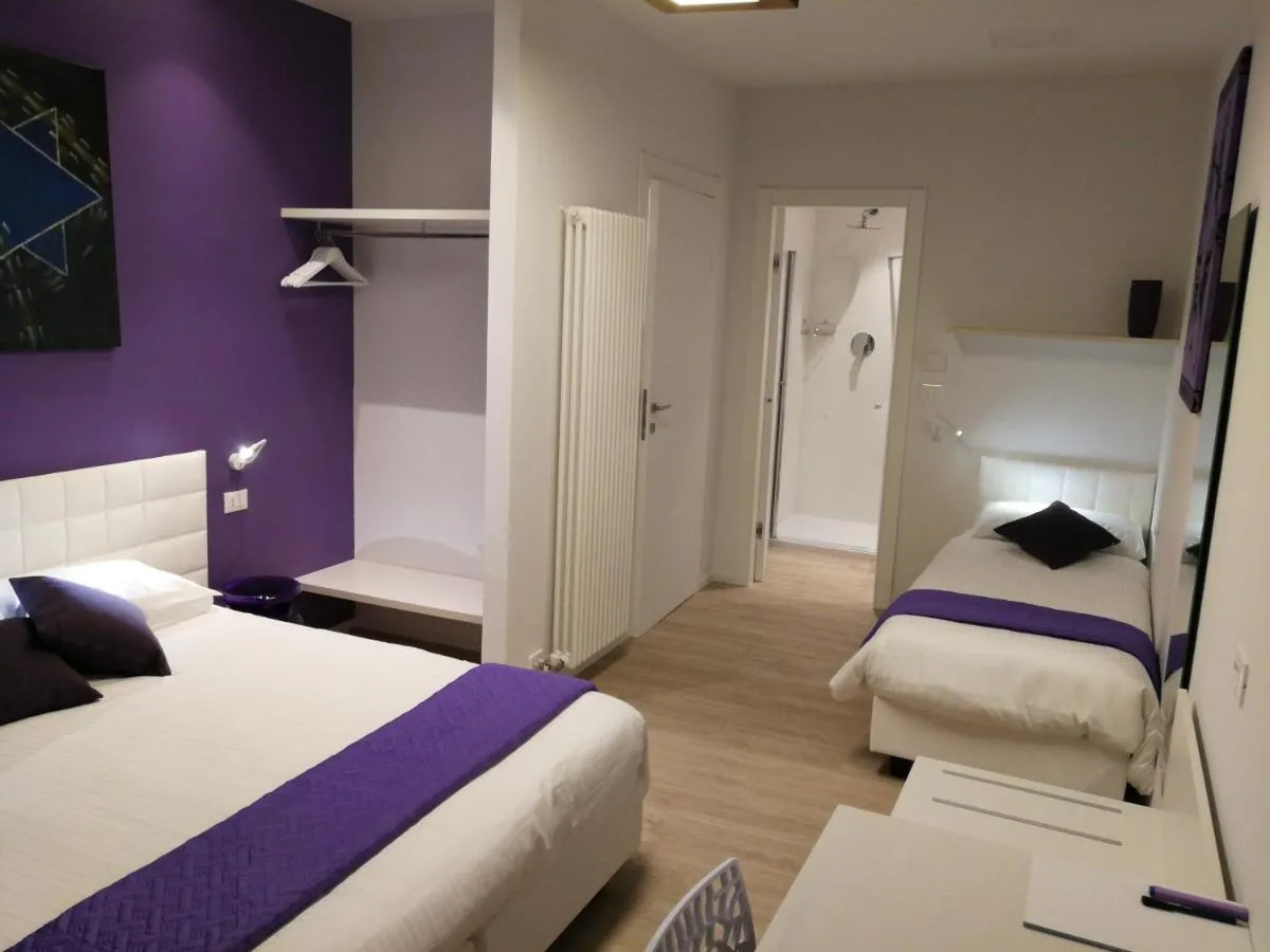 Image 6 of Suite Color Verona