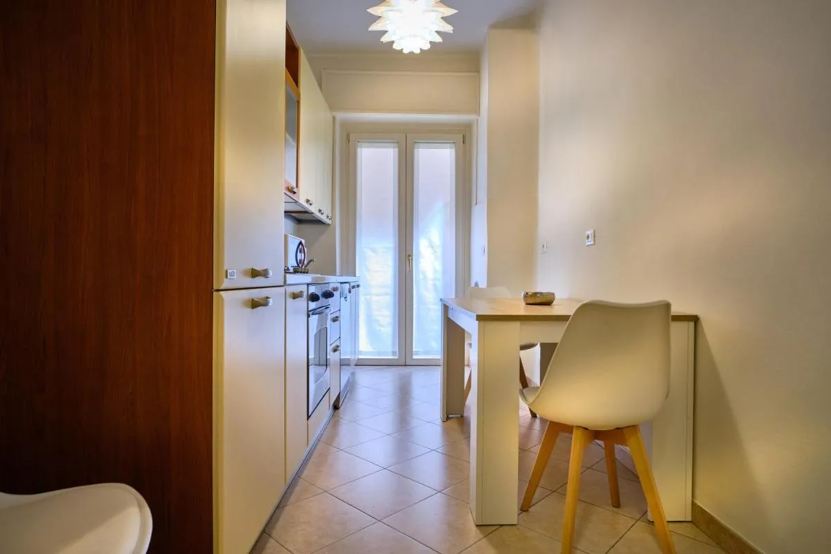 Image 2 of Suite Mery