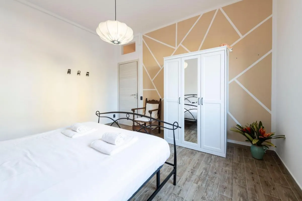 Image 6 of Teorema Apartment