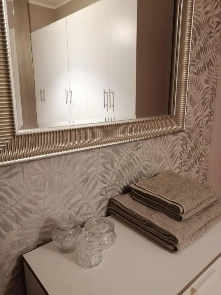 Image 3 of VASARI APARTMENT