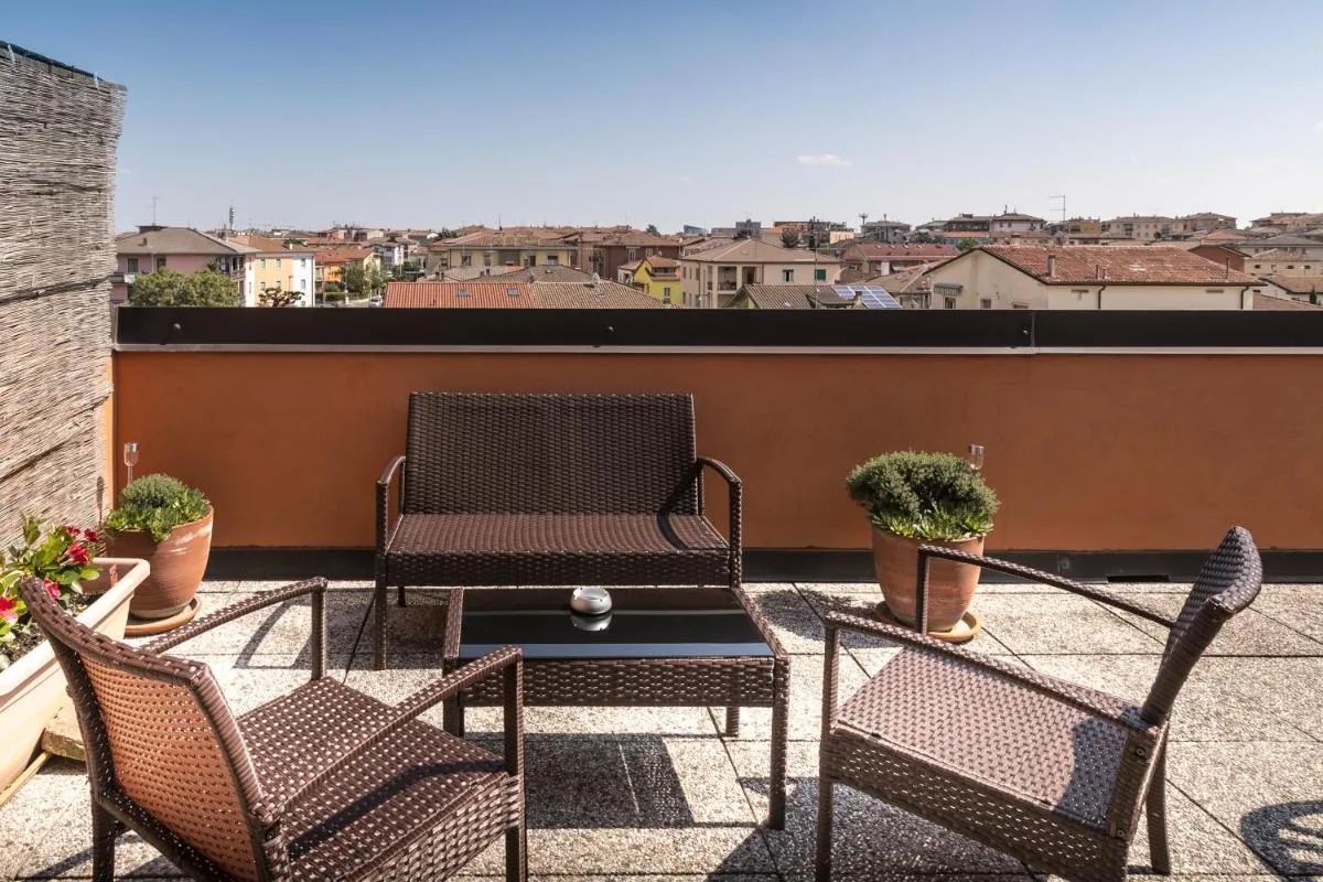 Image 5 of Verona Fiera Suite