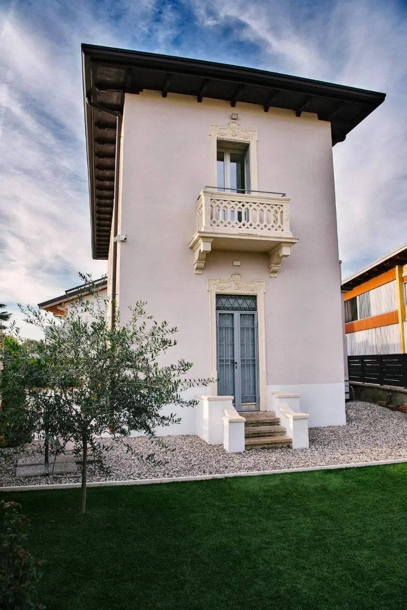 Image 3 of Villa Dei Sogni – Camera accesso indipendente Vicino Ospedale Borgo Trento Fiera Arena di Verona