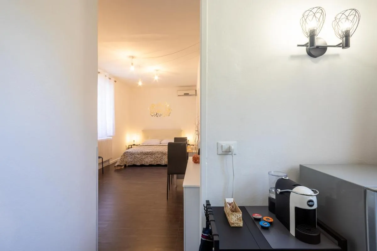 Image 6 of AMBRA CITY HOUSE – Ingresso Diretto, Parcheggio Libero e WI-FI