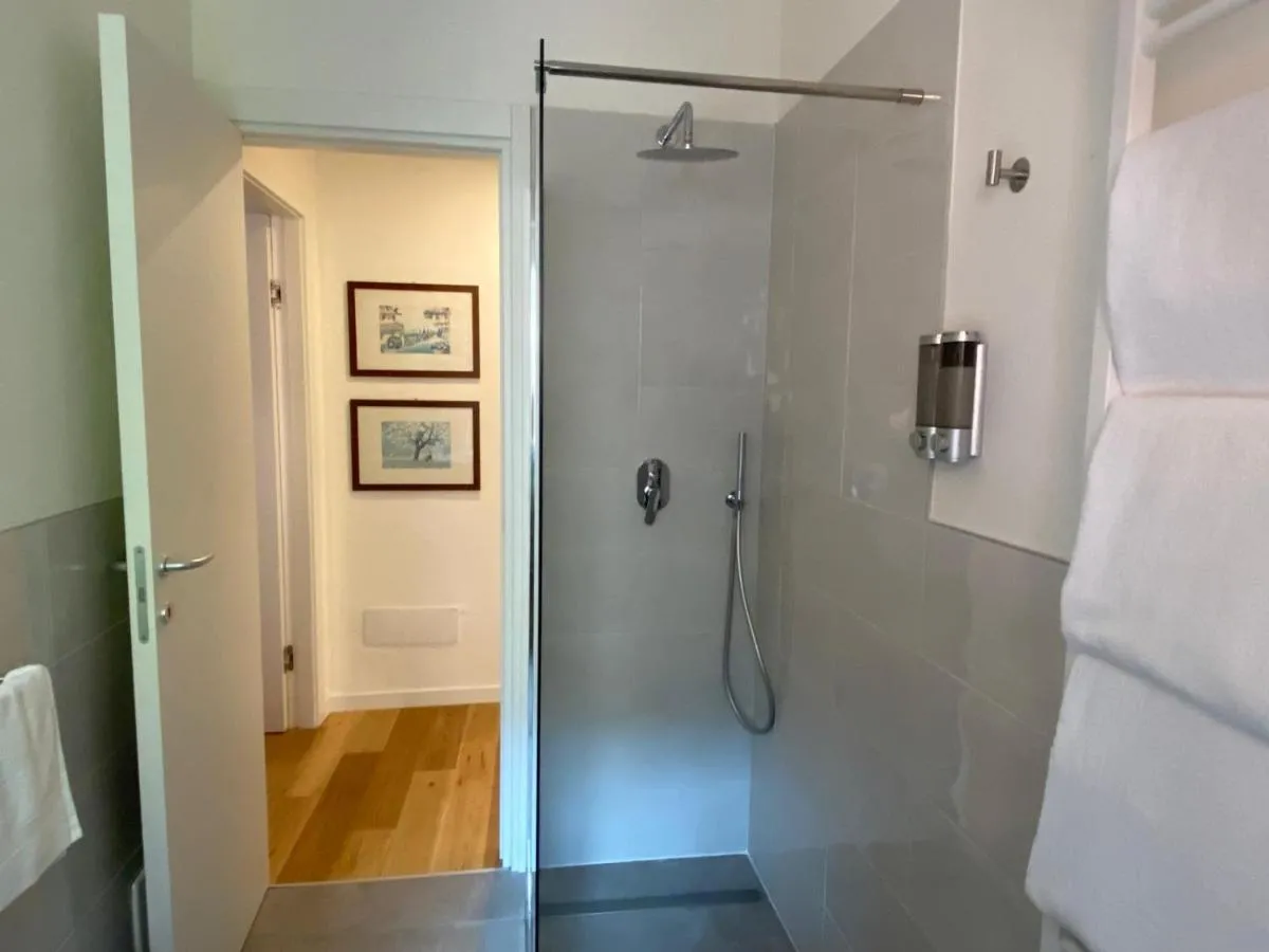 Image 2 of Atelier di Elena