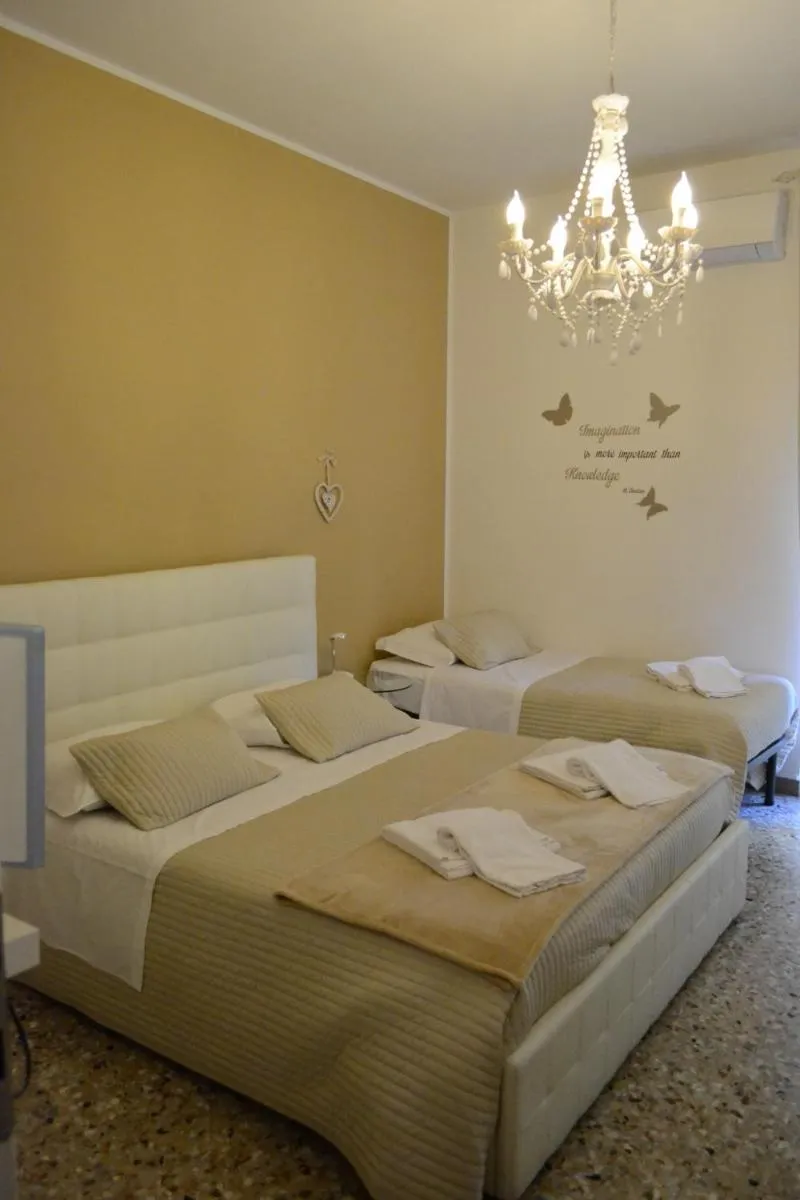 Image 3 of Casa Isabella