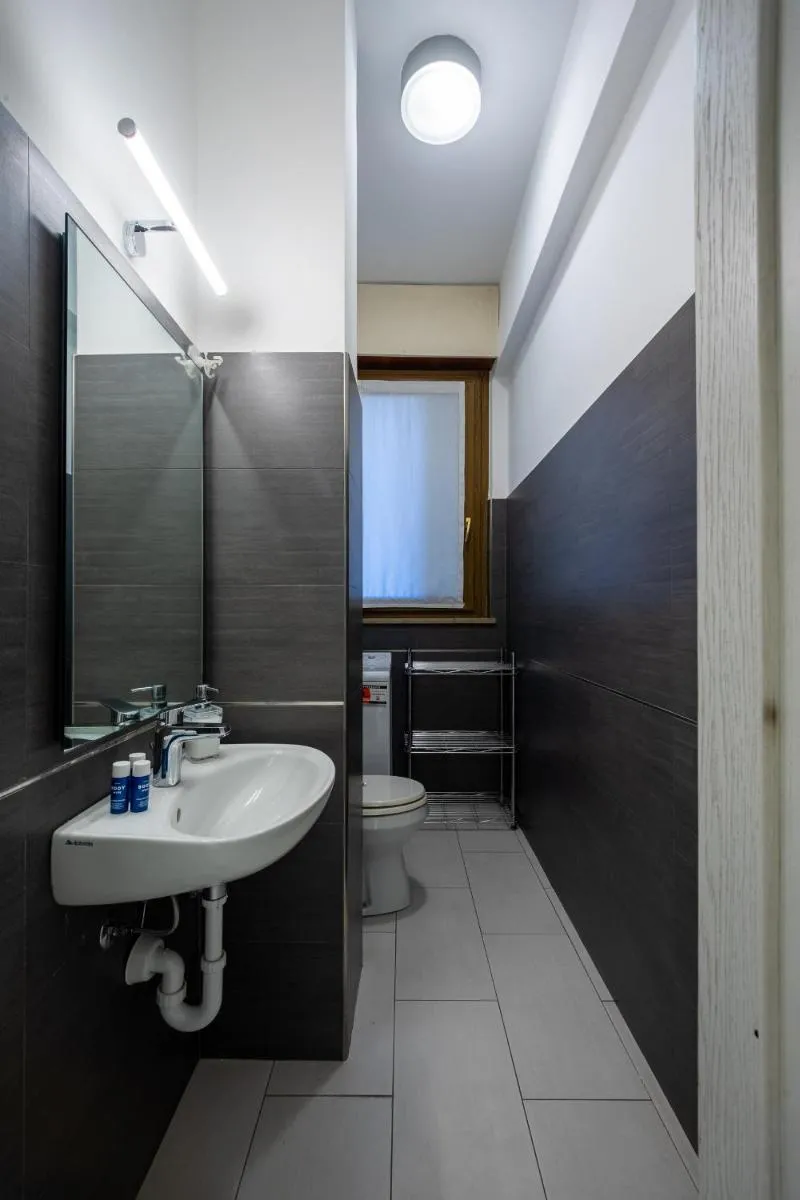 Image 3 of Dimore Verona Skyline