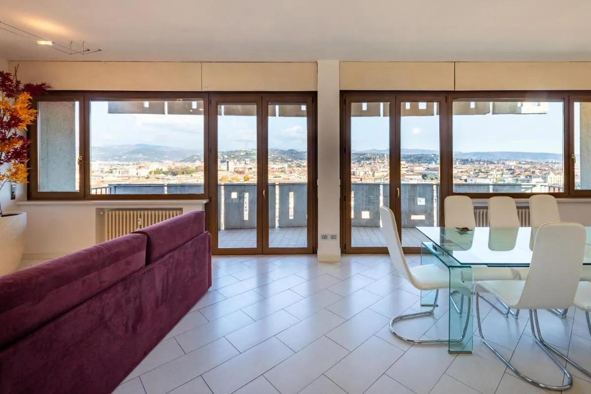 Image 2 of Dimore Verona Skyline