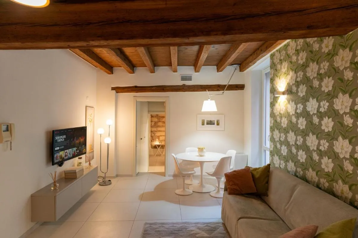 Image 4 of Domus Verona – Dimora Ponte Nuovo