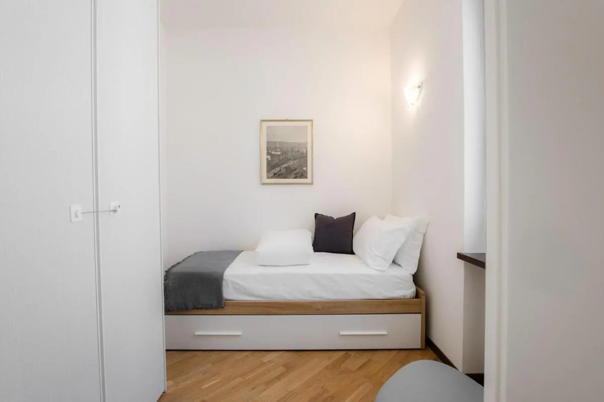 Image 1 of EAP suites 2, Verona