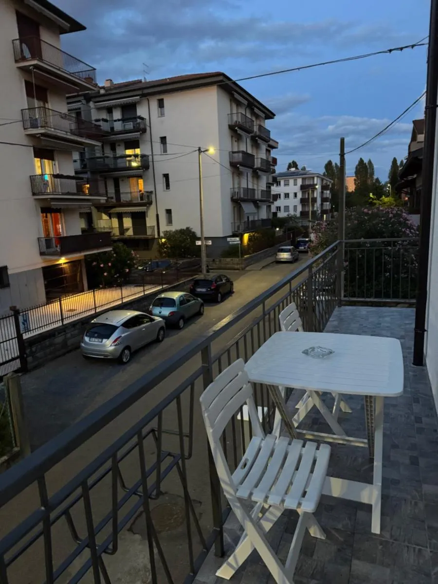 Image 1 of FIORE di PIETRA 2