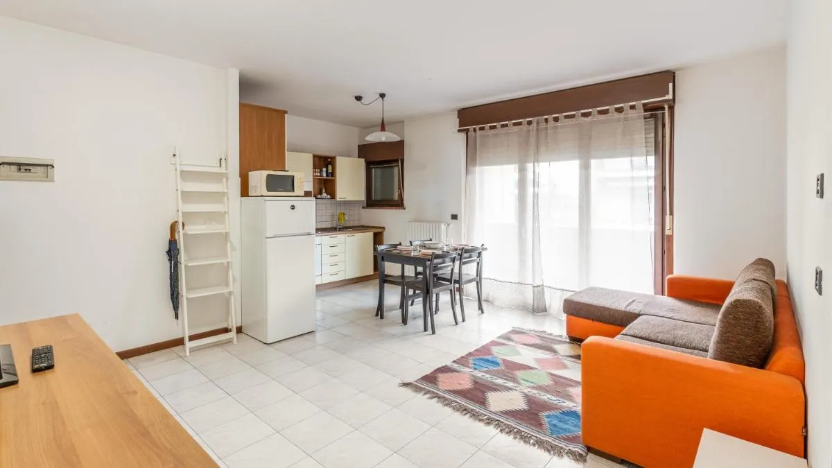 Image 3 of Fiera Verona Bright Apartment with Balcony!