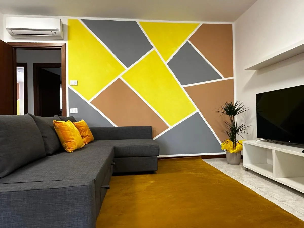 Image 4 of Girasole Guest House