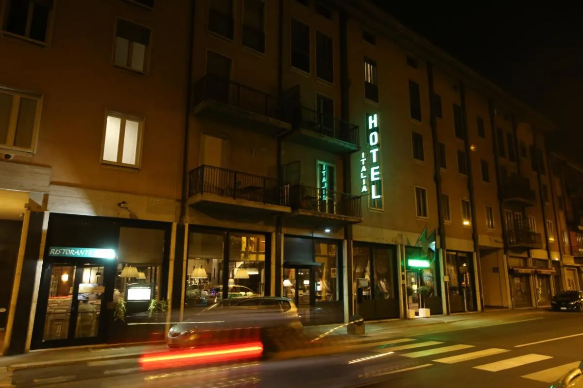 Image 4 of Hotel Italia