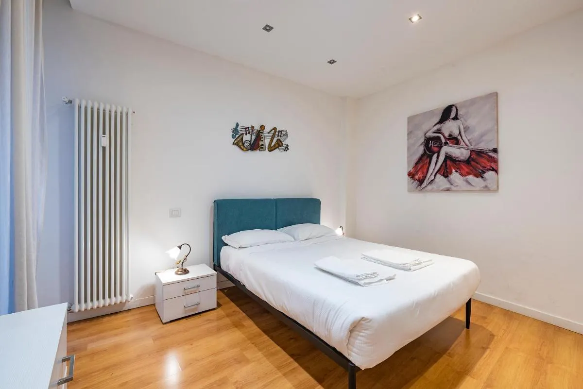 Image 6 of Italianflat – Arena by side, old town