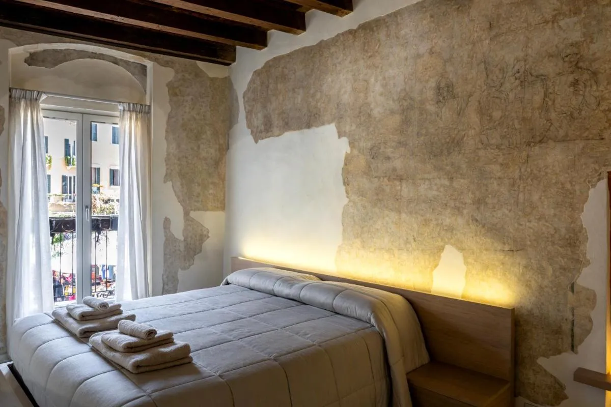 Image 1 of Luxury Apartment on Piazza Erbe