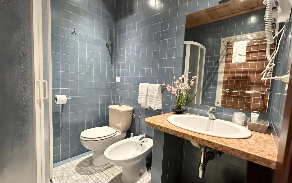 Image 2 of Mario Number 8