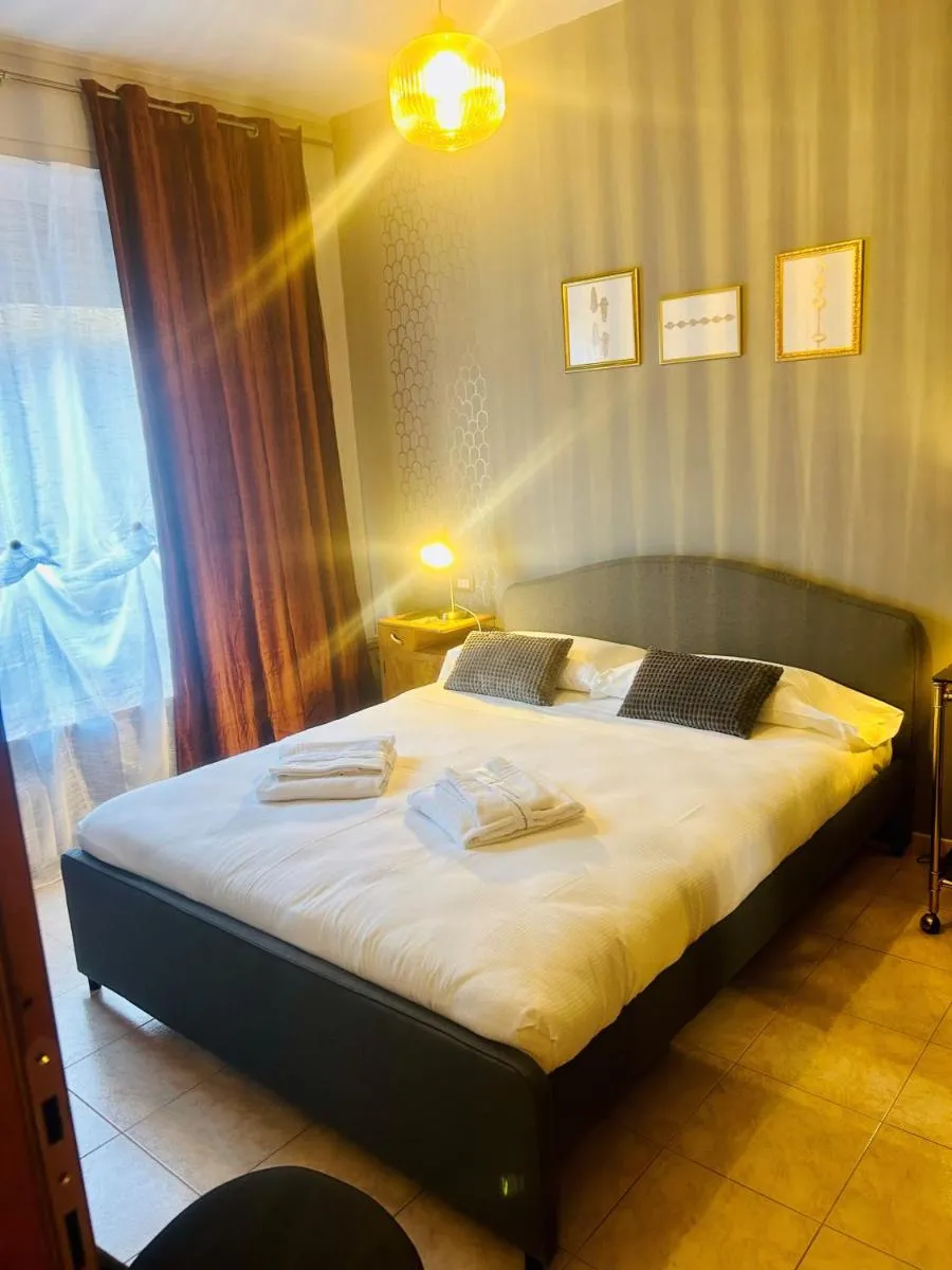 Image 3 of Serenissima Center Loft