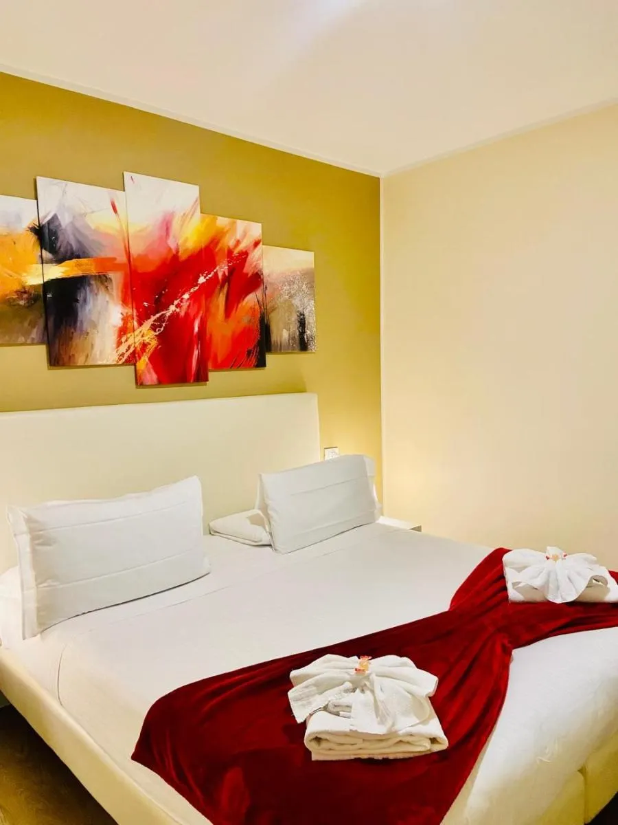 Image 3 of Verona Enjoy