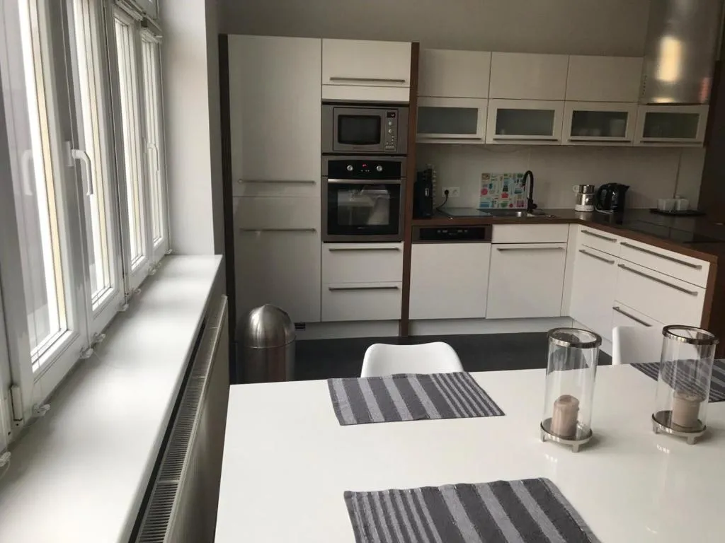 Apartment Zebra