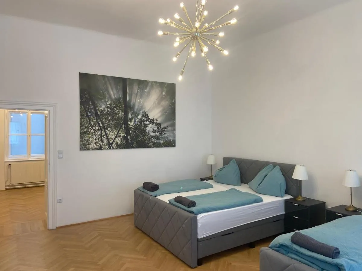 Apartments Opera - 2