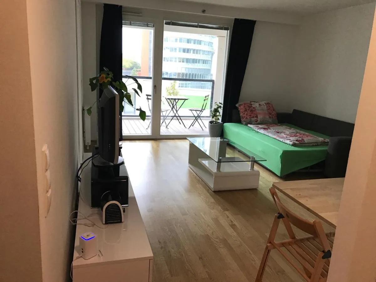 Apartment with parking on premise - 2