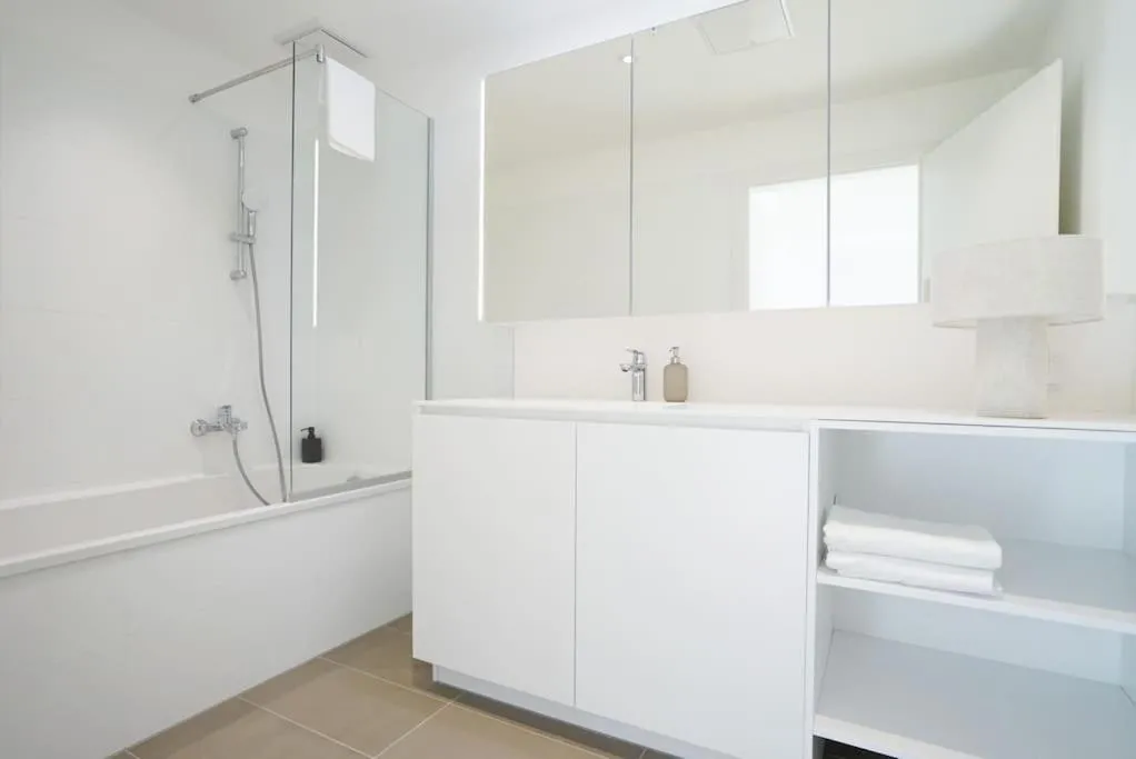 Apartment with terrace near Metro Station and Spa - 3